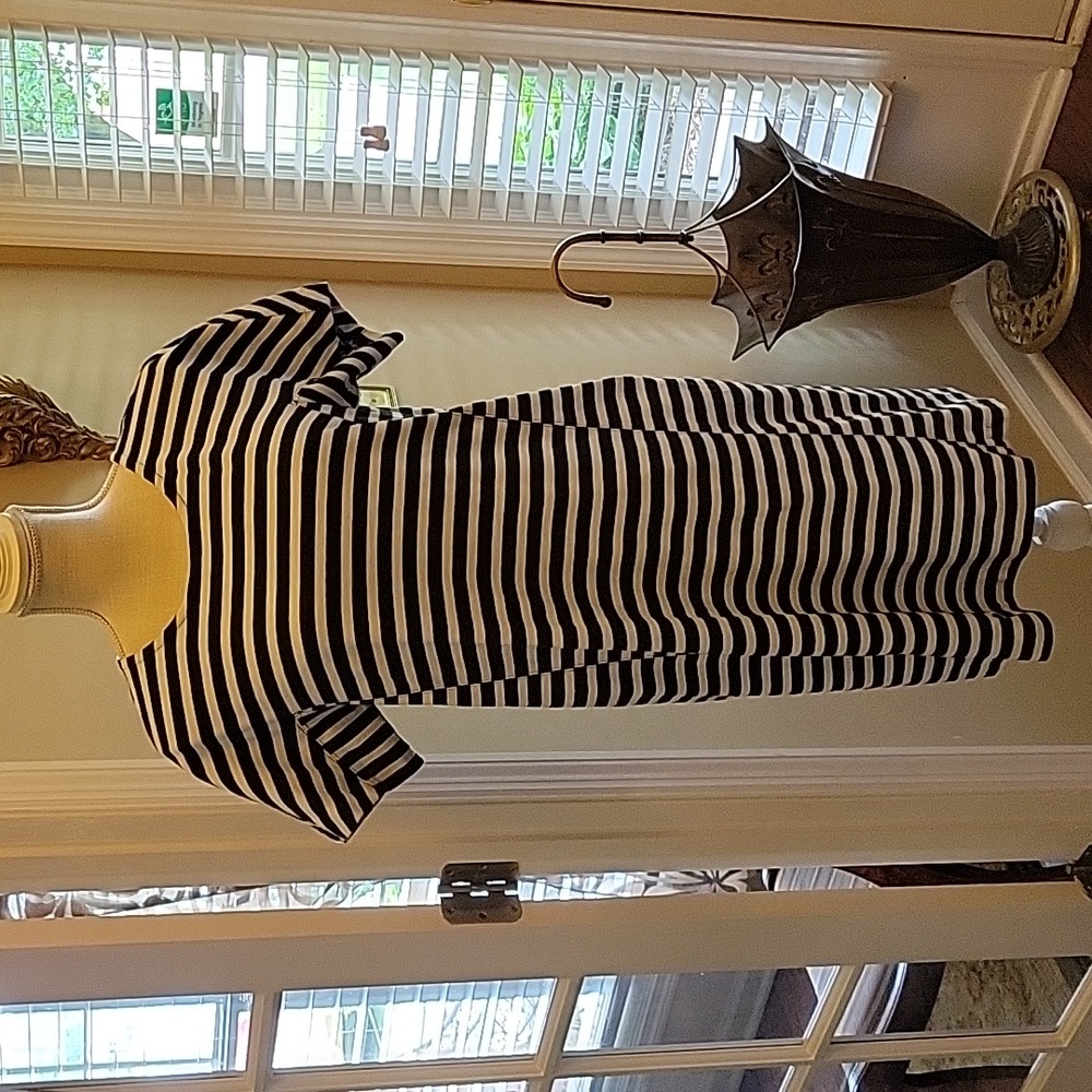 J Crew black white stripe short sleeve stretch dress exposed back zipper M EUC…